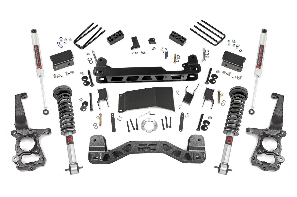 Ford F-150 Suspension Lift Kit - Rough Country - 4 Inch Lift | M1 Struts/M1 - '15-'20